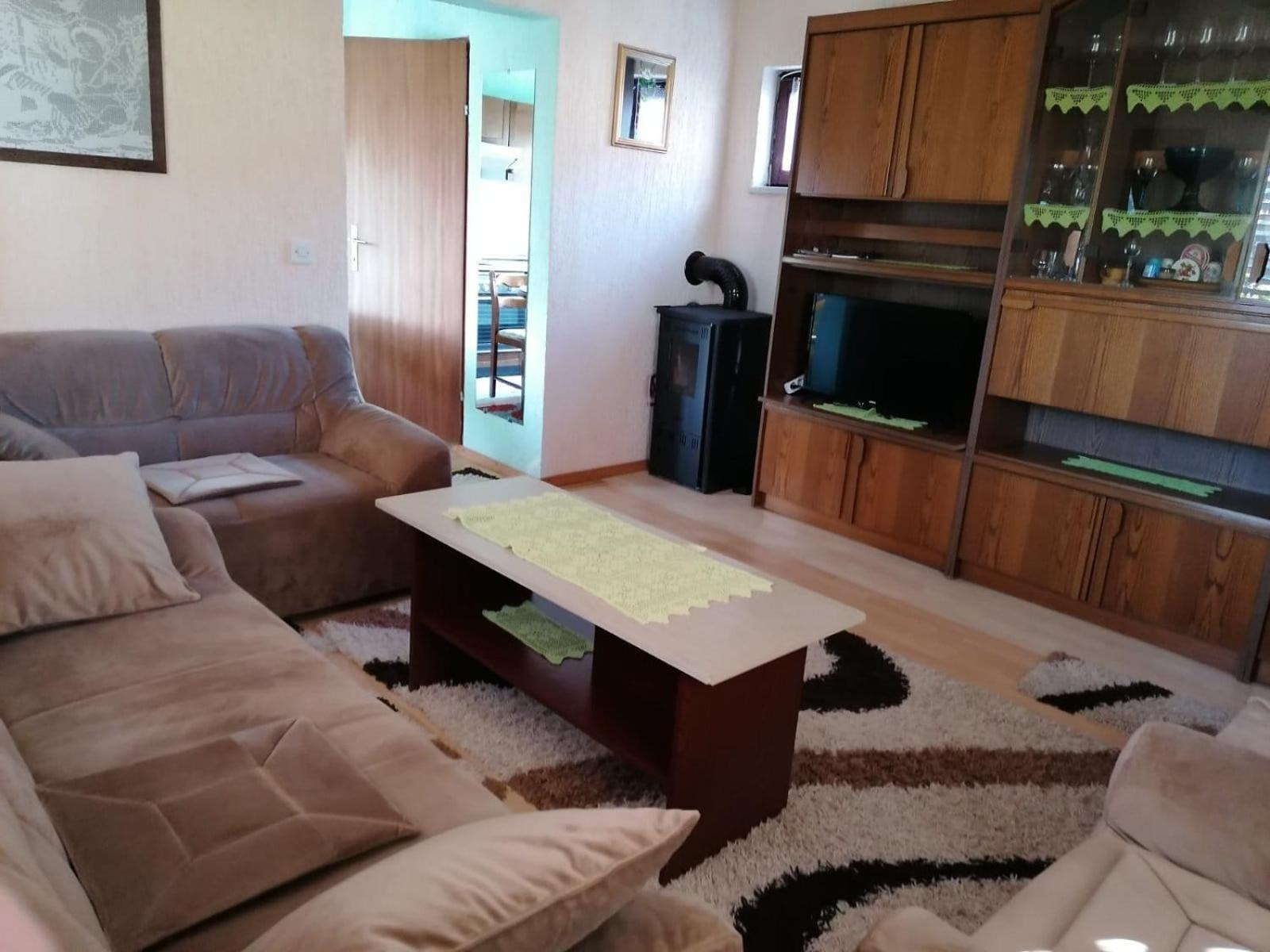 Studio Apartman Barbara Josipdol Dış mekan fotoğraf